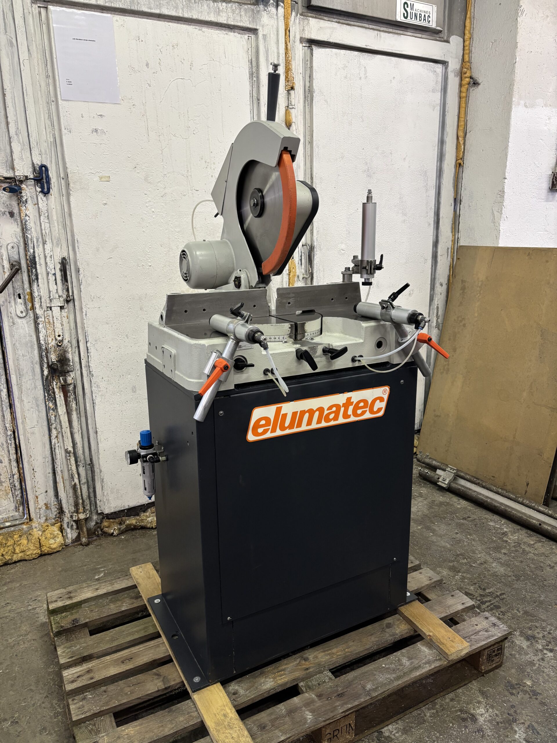 elumatec MGS 73/33 pokosová pila